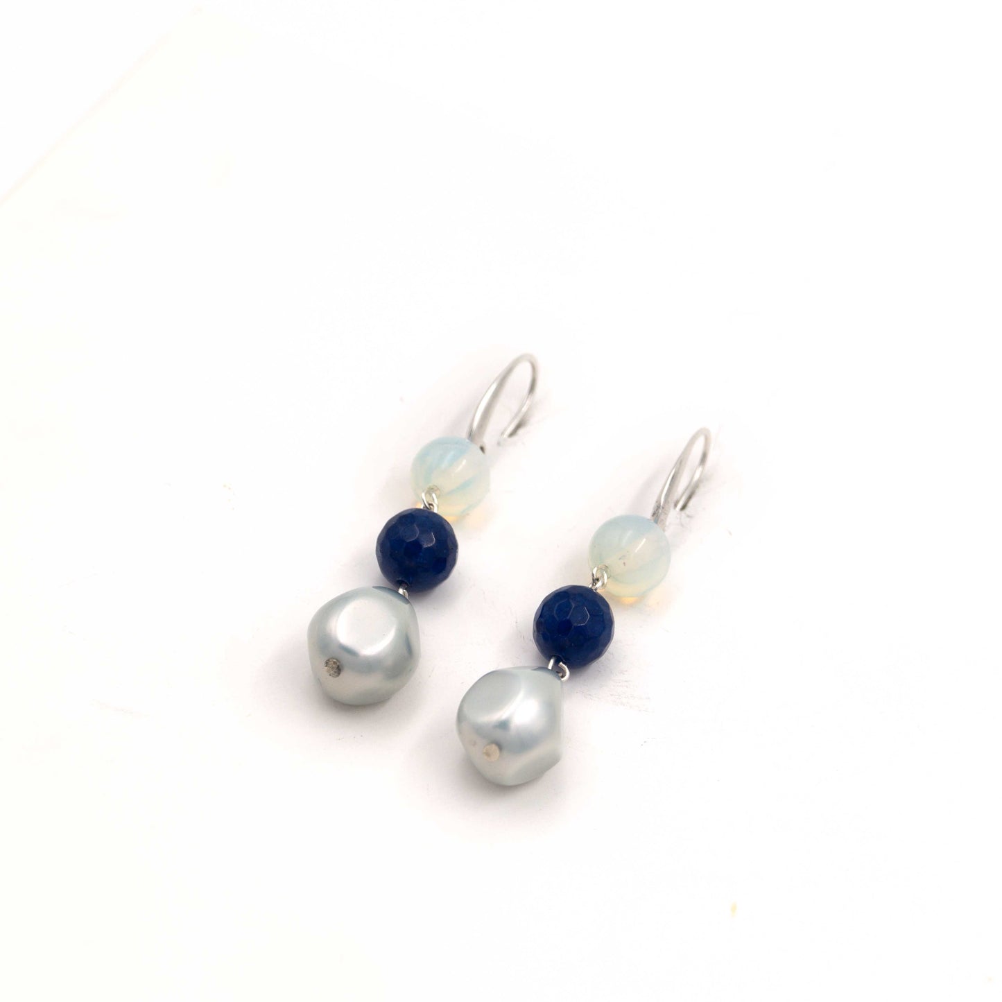 Earrings with Pearl and Agate